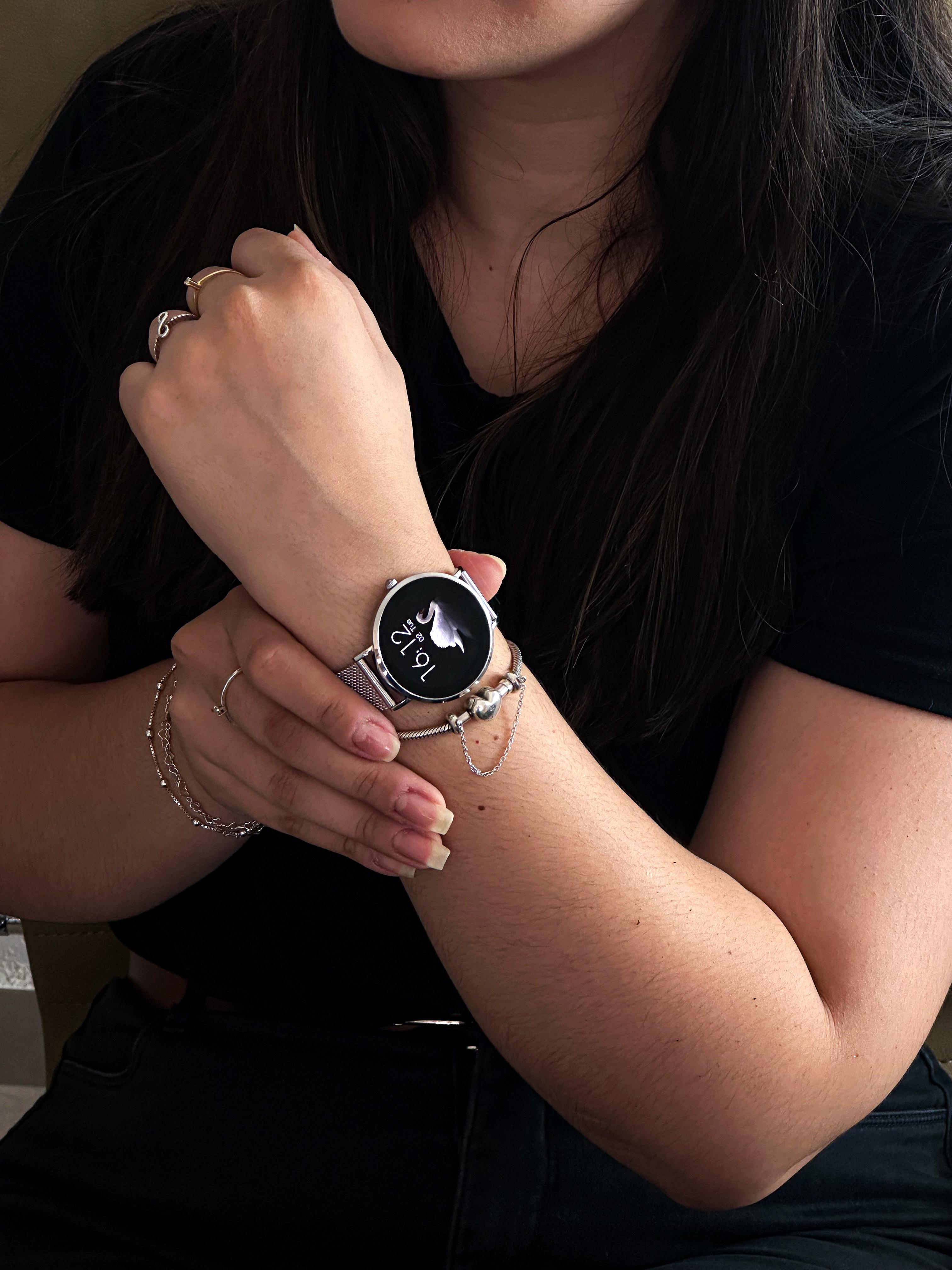 Smartwatch ROYALS CLASSIC: Elegância Inigualável com Tela AMOLED Deslumbrante e Proteção Gorilla Glass