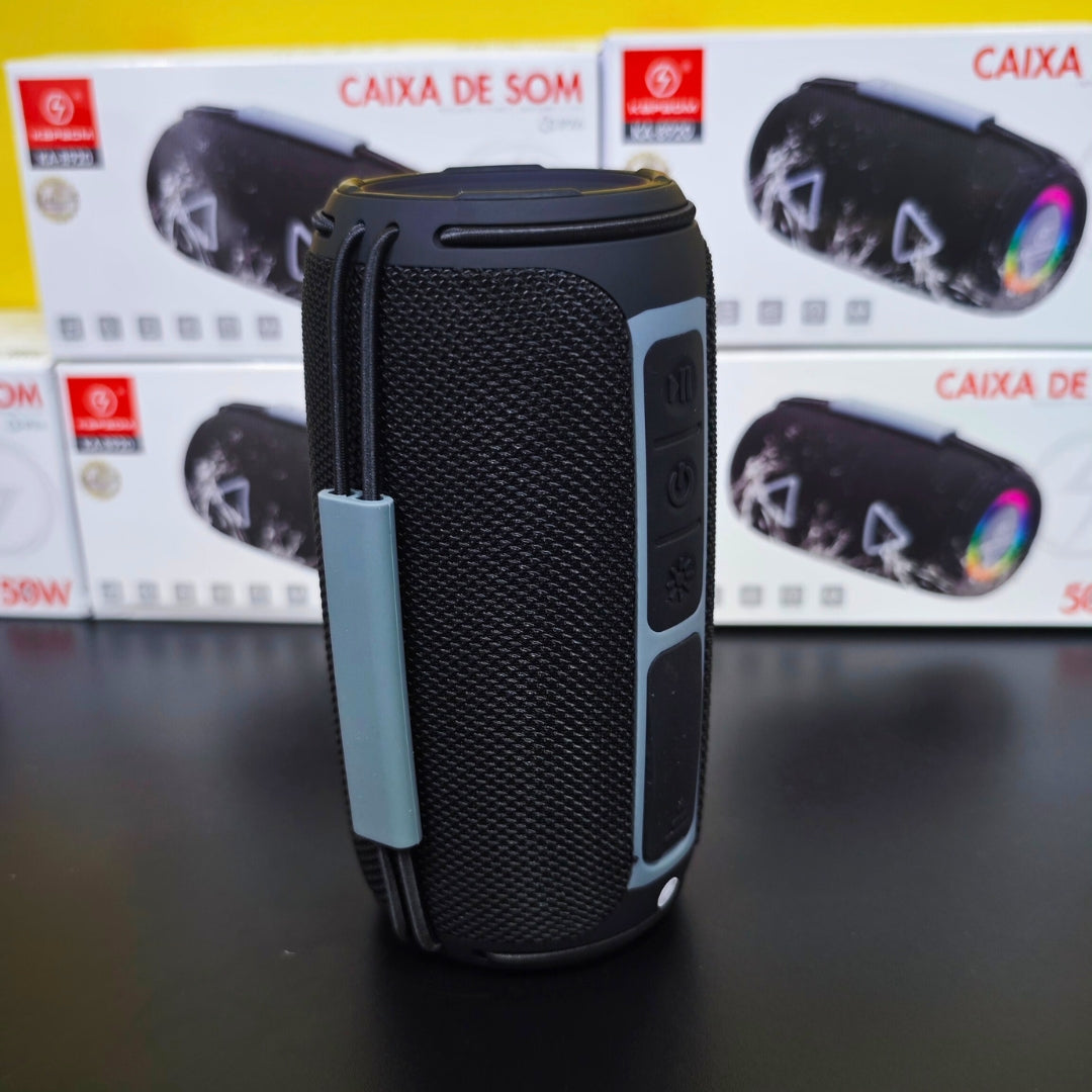 A Festa Completa: Caixa de Som Kapbom 50W com Graves Potentes e Show de Luzes RGB