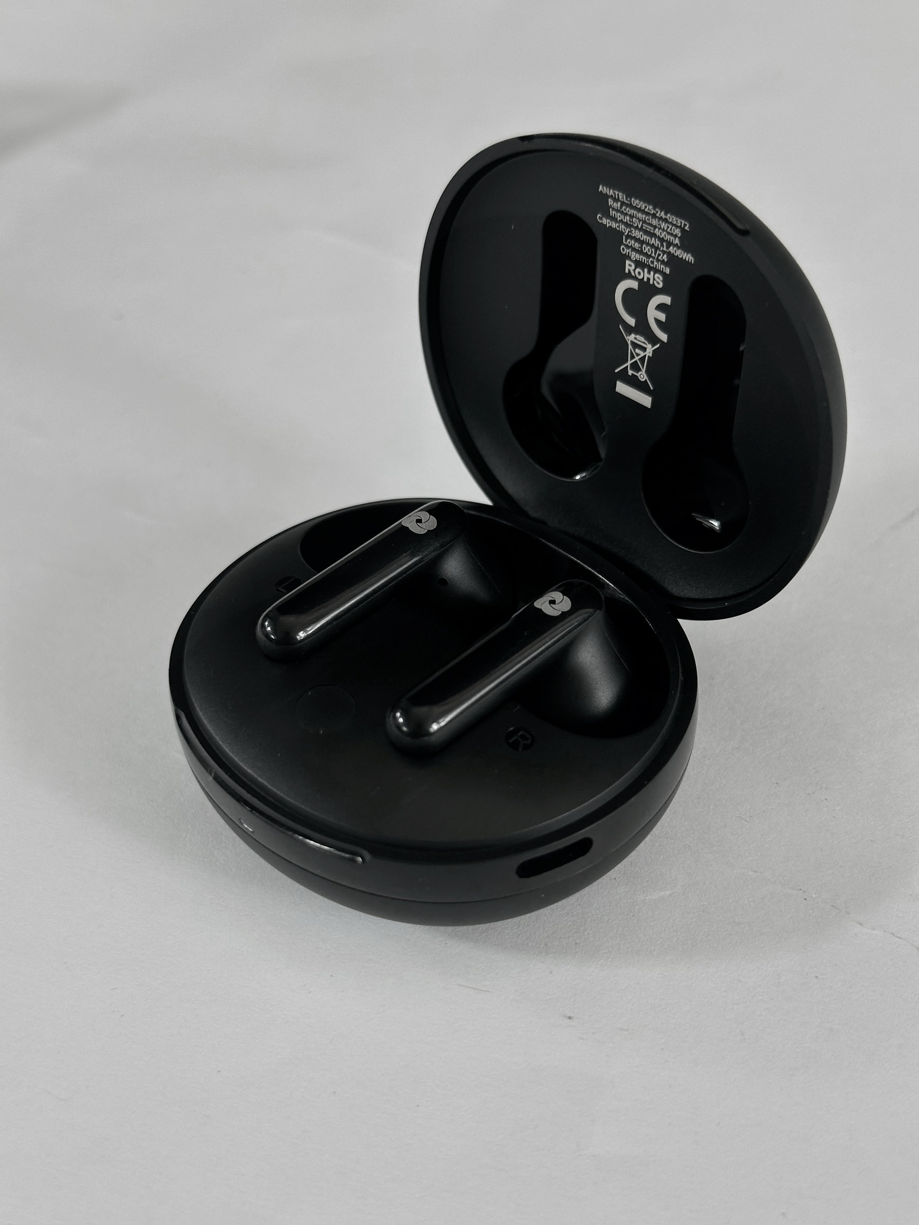 Conecte 2 Dispositivos: Fone TWS WZ06 com Cancelamento de Ruído (ANC) e Microfone ENC