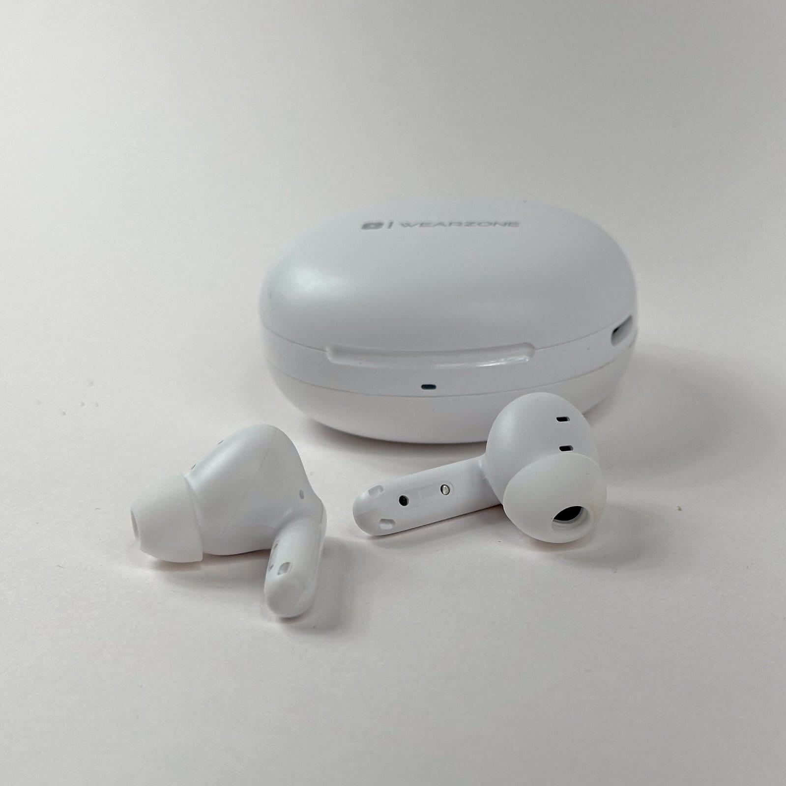 Conecte 2 Dispositivos: Fone TWS WZ06 com Cancelamento de Ruído (ANC) e Microfone ENC