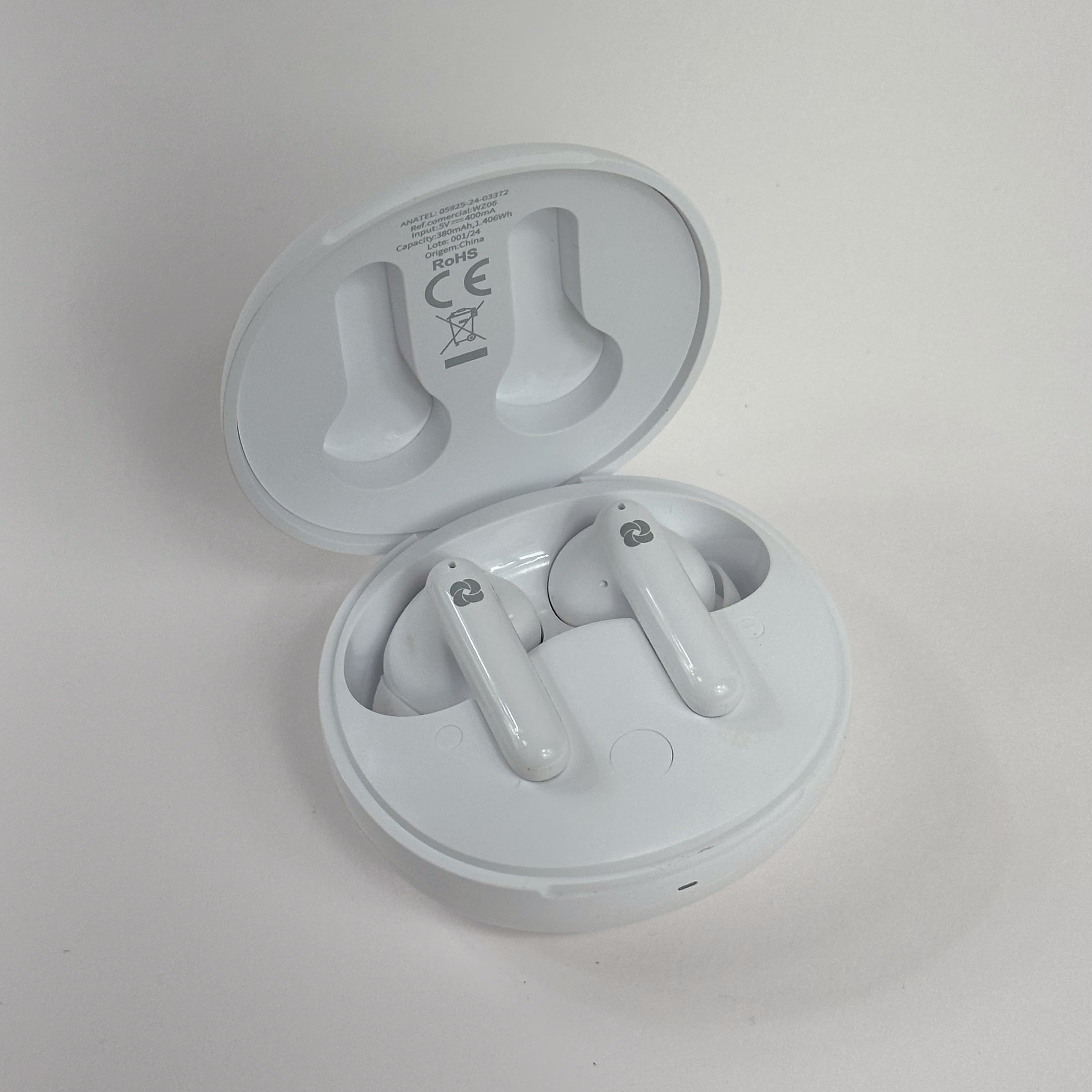 Conecte 2 Dispositivos: Fone TWS WZ06 com Cancelamento de Ruído (ANC) e Microfone ENC