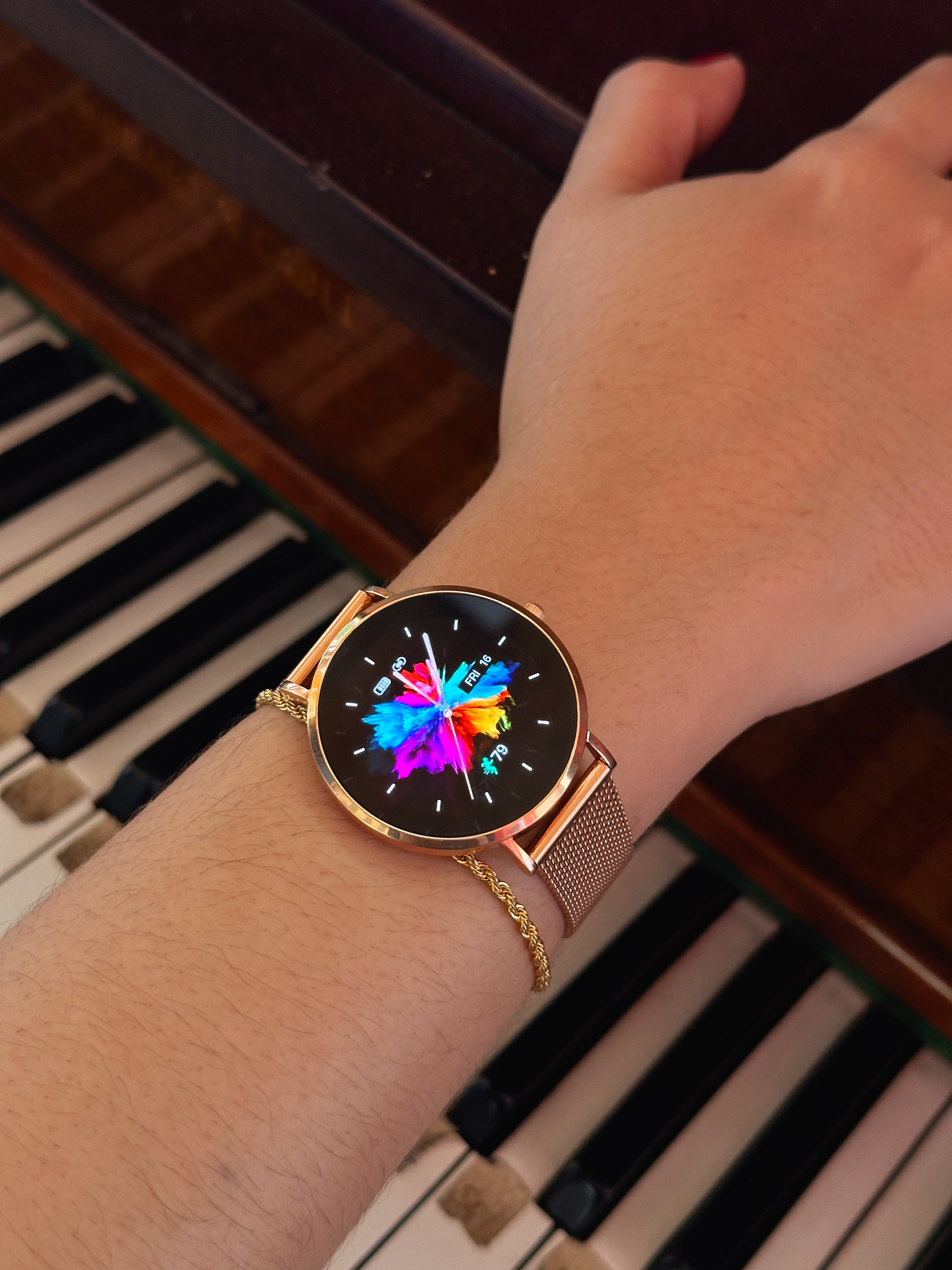 Smartwatch ROYALS CLASSIC: Elegância Inigualável com Tela AMOLED Deslumbrante e Proteção Gorilla Glass